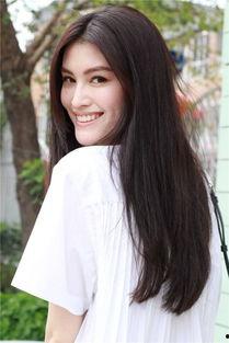 周诗雨最新爆料微博,娱乐圈最新幕后故事大曝光！”  第1张